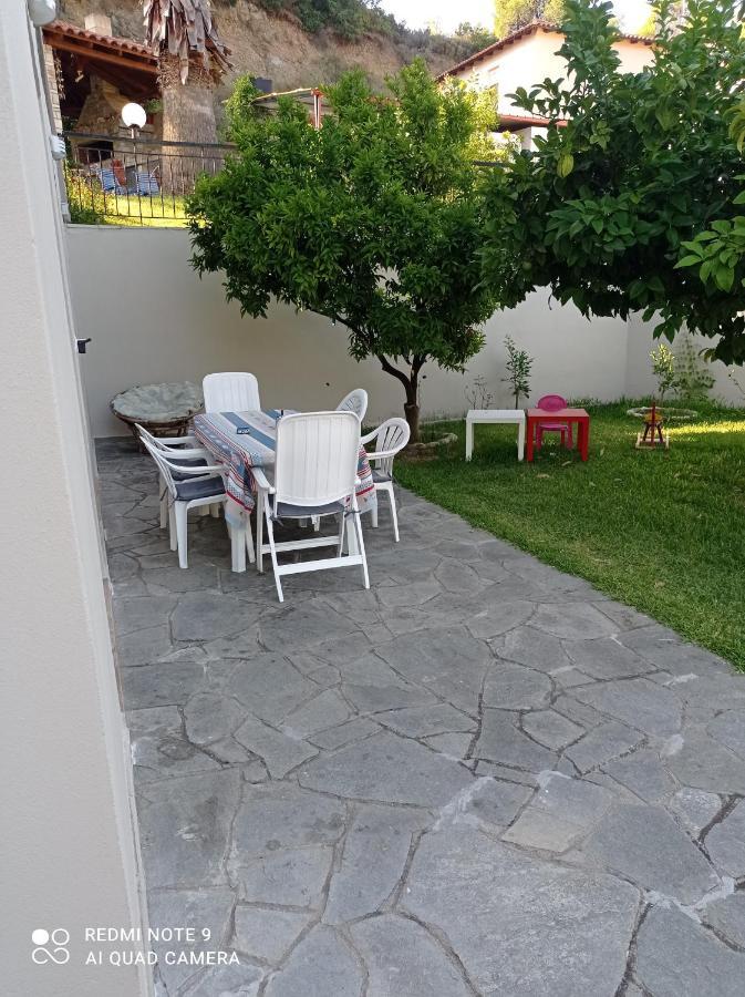 Ferienwohnung Fotini'S House Nea Skioni Exterior foto